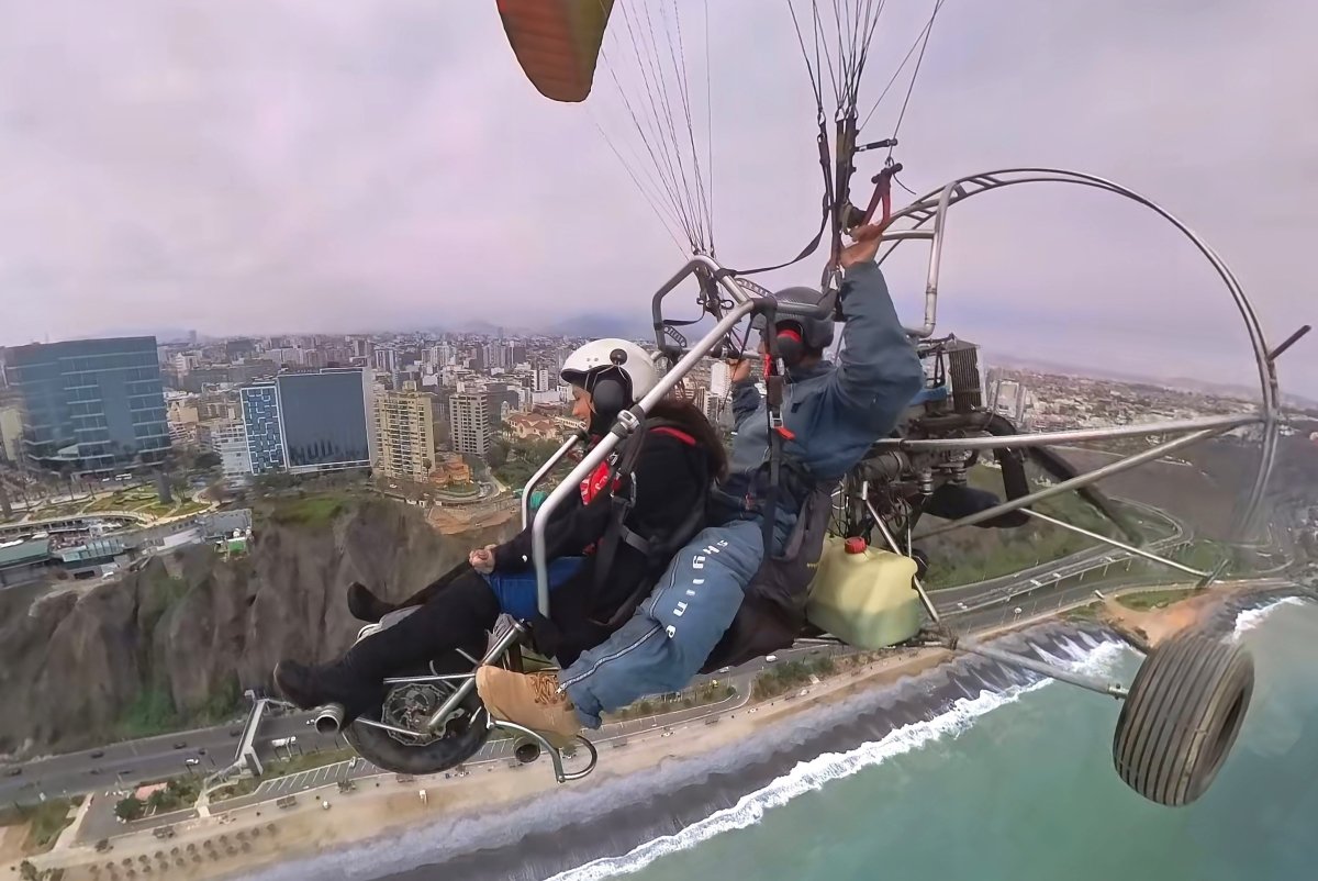 Vuelos turísticos en parapente y paratrike en Lima